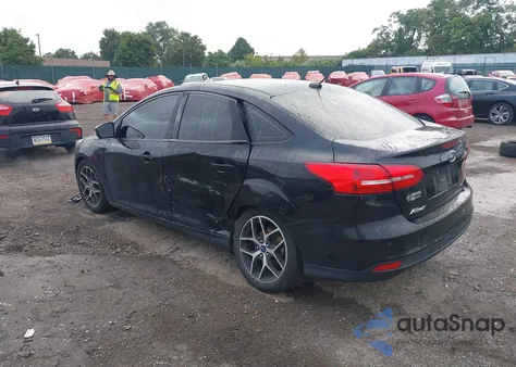 2017 Ford Focus Sel z USA, uszkodzony, nr VIN 1FADP3H23HL266049